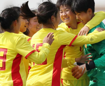 -国际女子足球赛事中,中国队再次获得好成绩