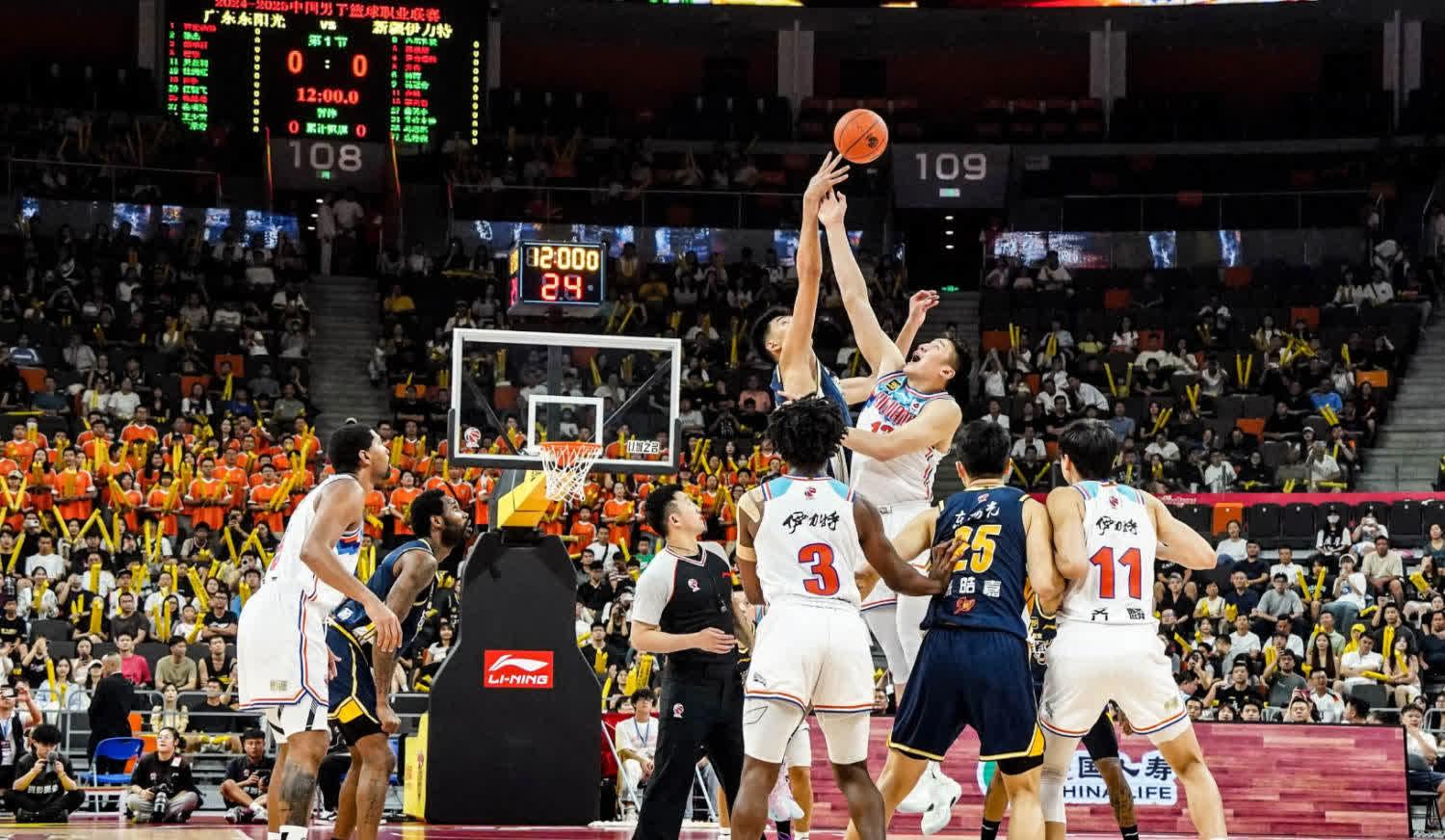 AG捕鱼官网-激烈对决引爆球迷热情，场面精彩纷呈的简单介绍