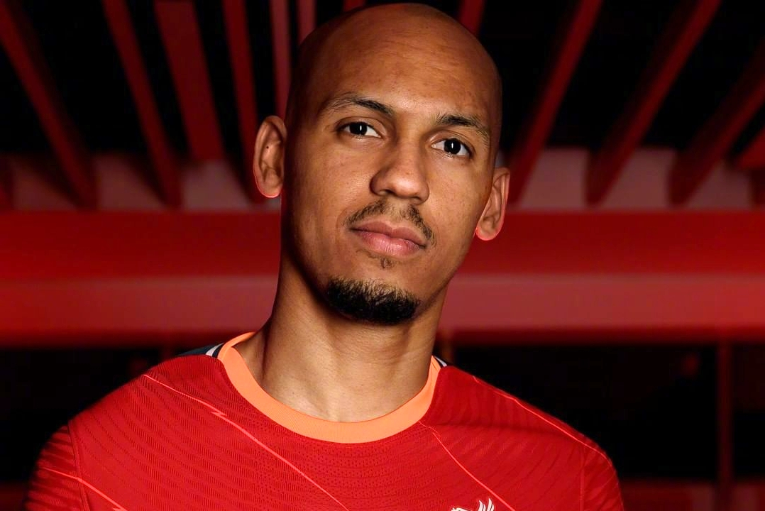 包含利物浦中场法比尼奥因家庭原因将暂时离队的词条 包含利物浦中场法比尼奥因家庭原因将暂时离队的词条