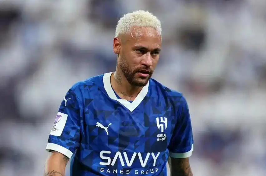 包含内马尔绝杀，巴黎客场艰难击败波尔多的词条