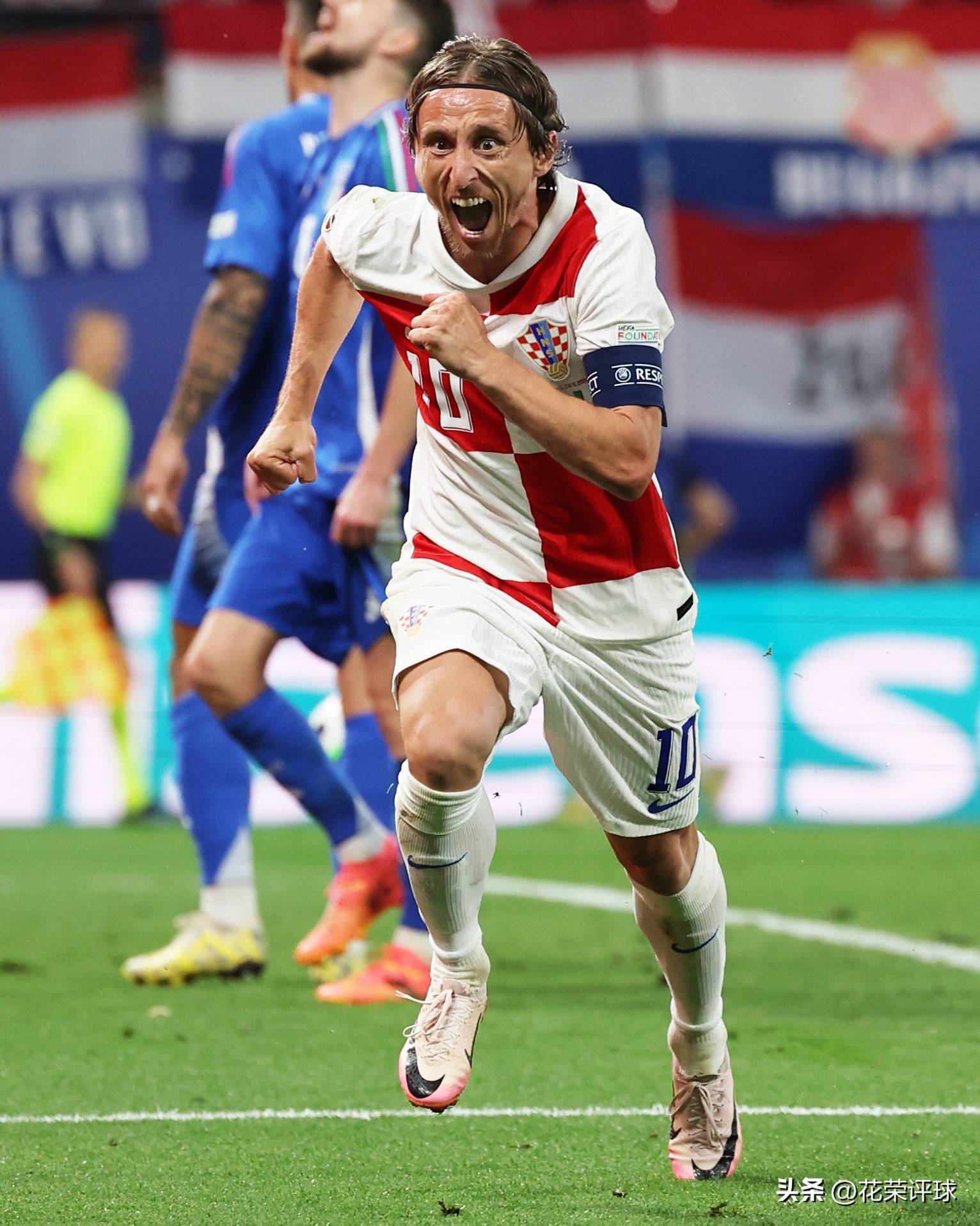 包含克罗地亚在加时赛中战胜波兰,晋级欧洲杯半决赛的词条 包含克罗地亚在加时赛中战胜波兰,晋级欧洲杯半决赛的词条