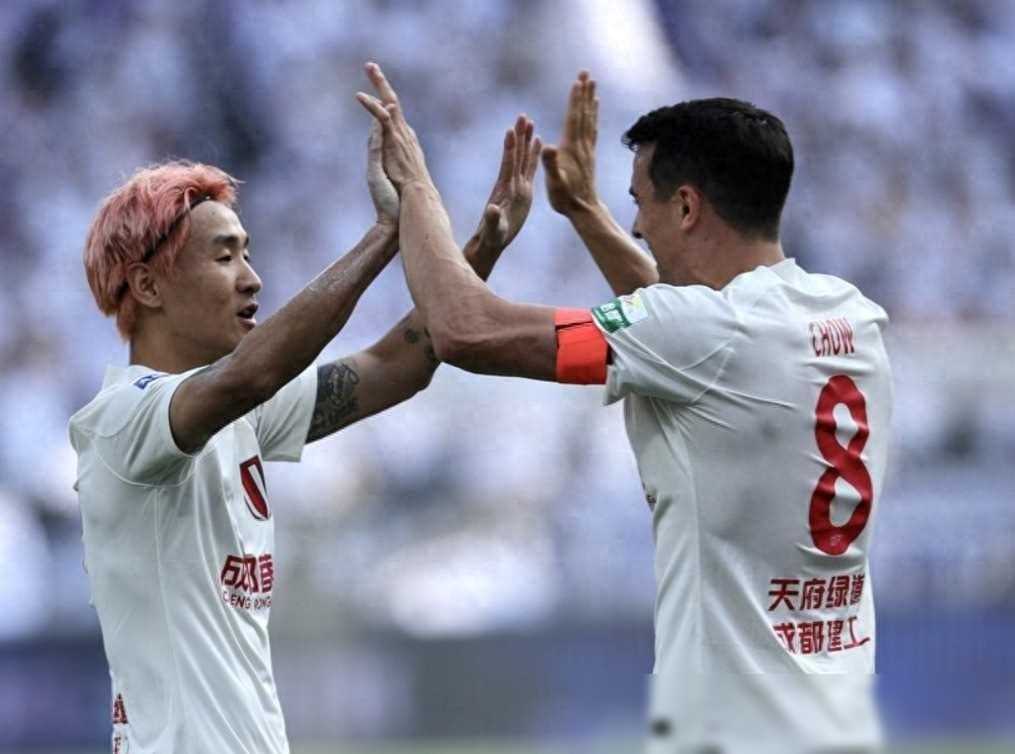 关键一球助球队成功逆袭,夺得比赛胜利的简单介绍 关键一球助球队成功逆袭,夺得比赛胜利的简单介绍