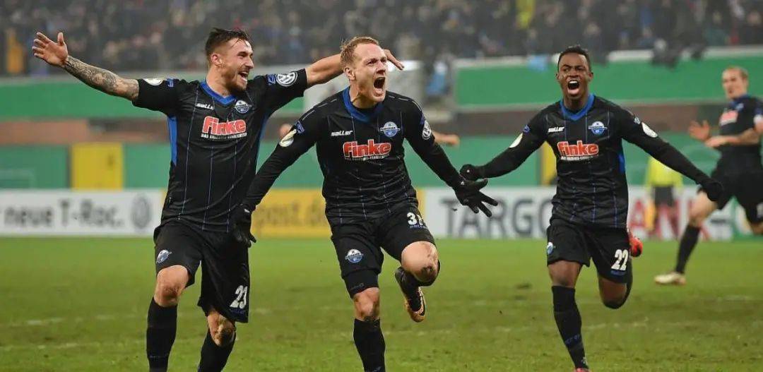 关于沙尔克客场失利,降级压力不容忽视的信息 关于沙尔克客场失利,降级压力不容忽视的信息