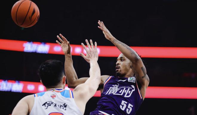 河北男篮力克广州,实现一波连胜 河北男篮力克广州,实现一波连胜