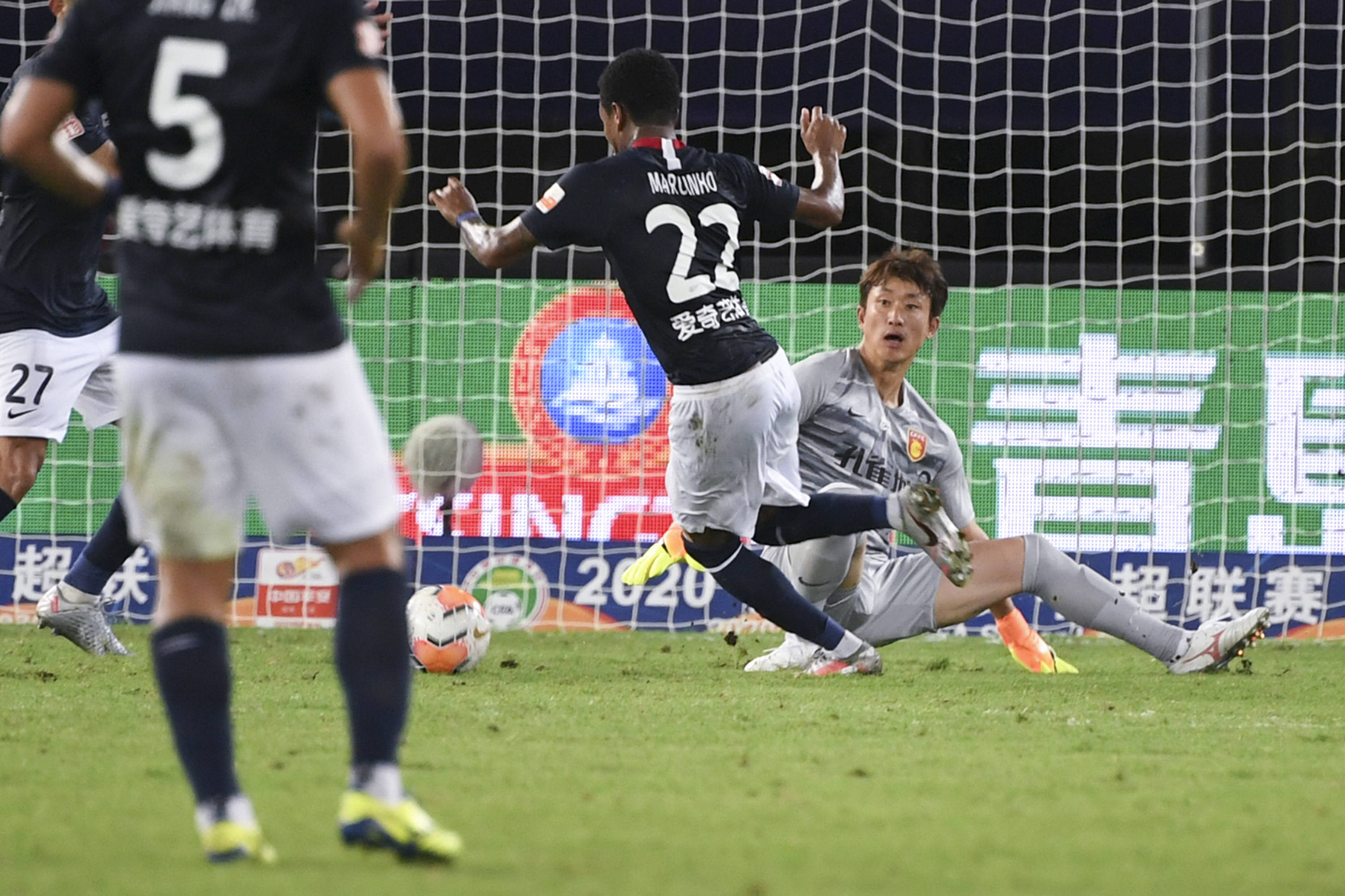 -包含河北华夏幸福战平竞争对手,保持中游稳定的词条