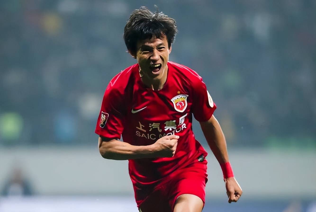 -上海上港球员展现队内团结,备战下场比赛