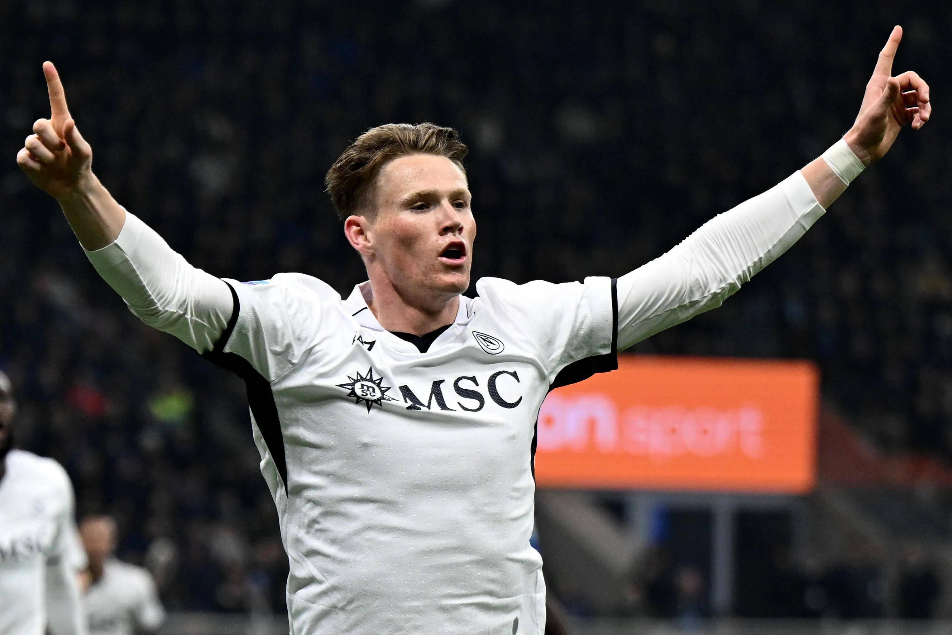 关于那不勒斯队稳守不败,保持卓越表现的信息 关于那不勒斯队稳守不败,保持卓越表现的信息