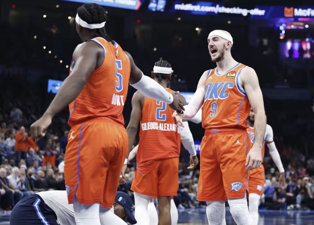 AG捕鱼王游戏下载-精准三分球助球队逆转，球迷沸腾欢呼的简单介绍