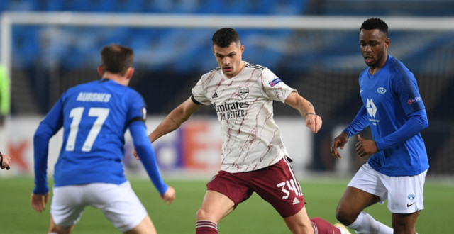 AG捕鱼游戏-天鹅城客场遭遇惨败,士气低迷