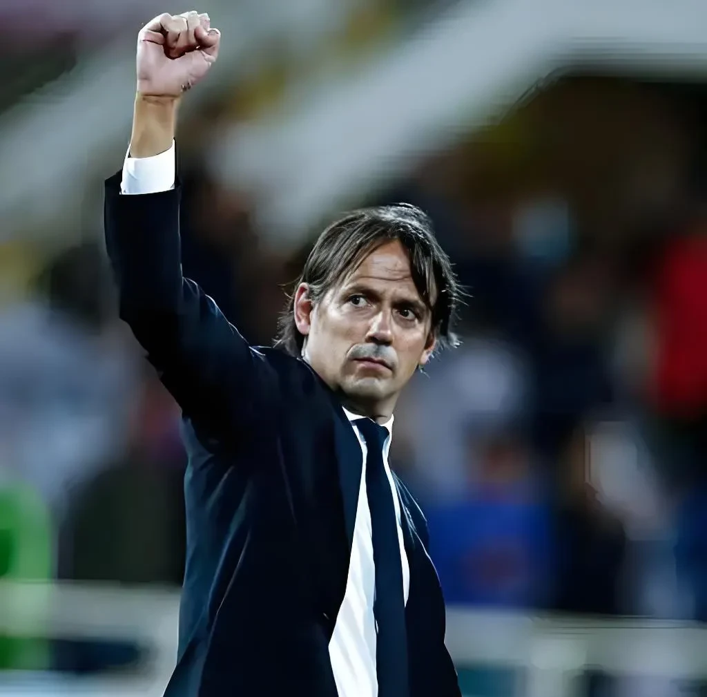 那不勒斯中场节奏稳定，带领球队扭转局势