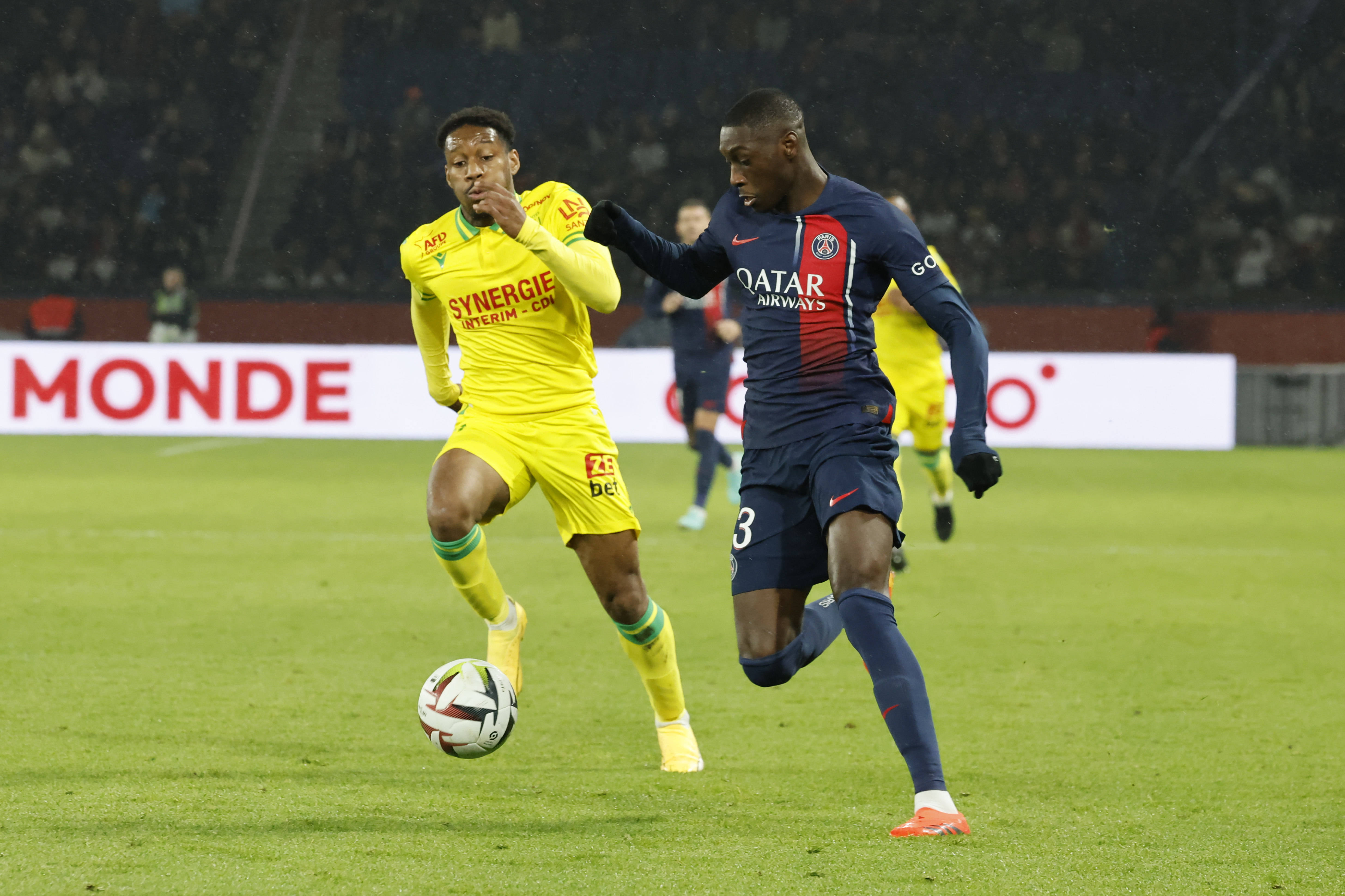 AC米兰将对阵拉齐奥,备战全力以赴 AC米兰将对阵拉齐奥,备战全力以赴