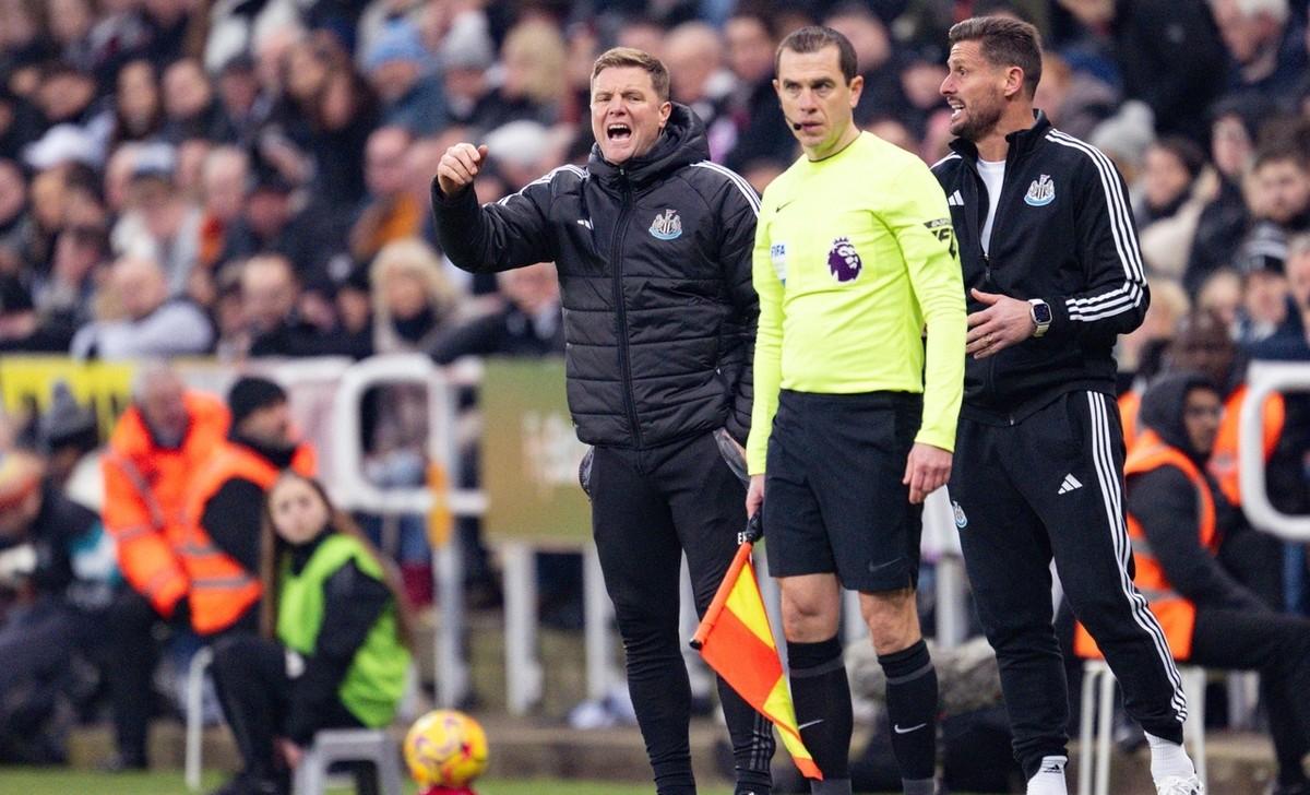 英超联赛换帅消息曝光,多支球队迎来新教练 英超联赛换帅消息曝光,多支球队迎来新教练