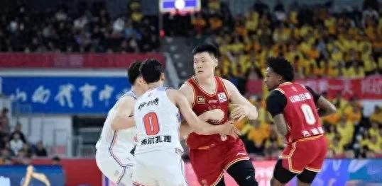 -甘肃男篮逆转陕西队,赢得胜利