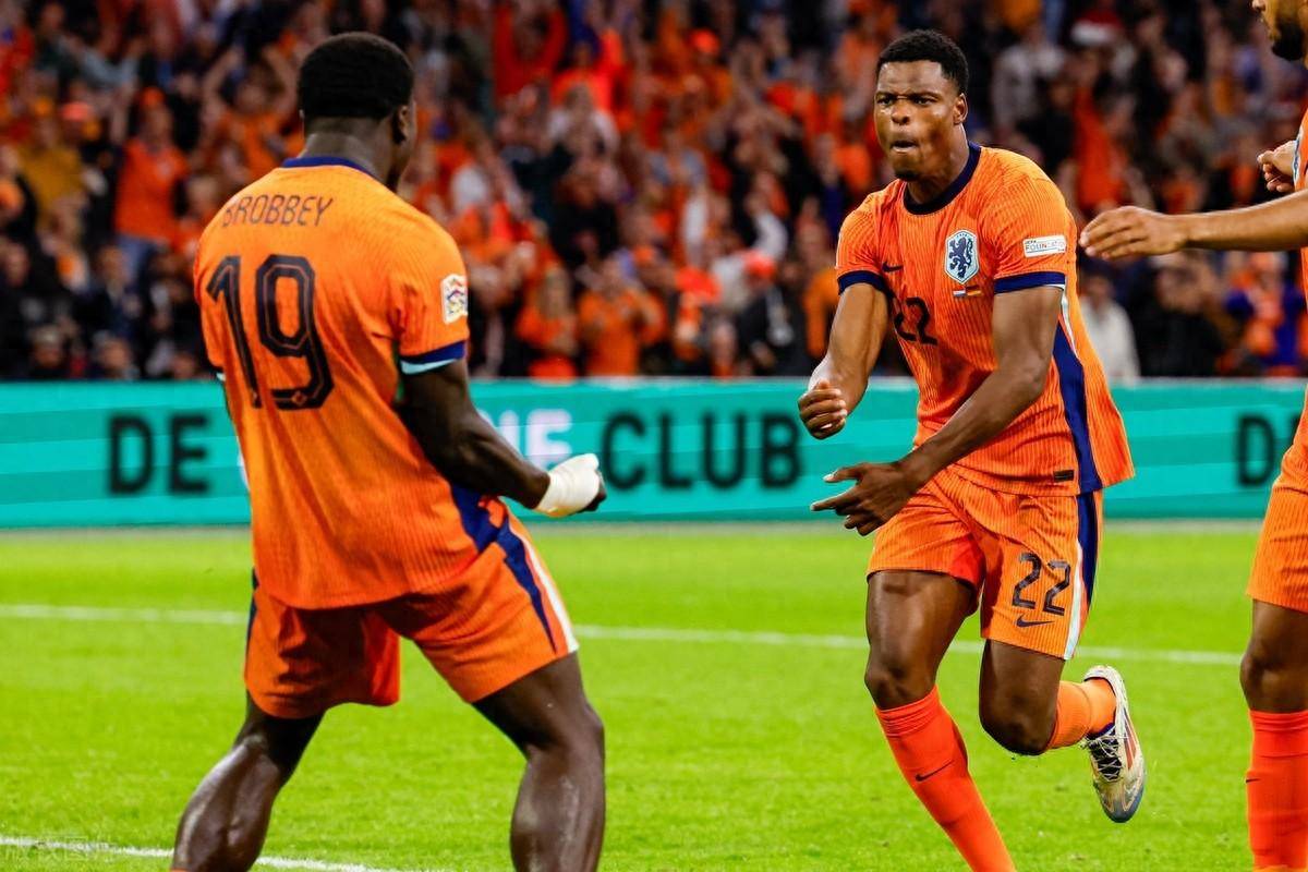 荷兰遭遇德国逆转,止步欧国联八强 荷兰遭遇德国逆转,止步欧国联八强