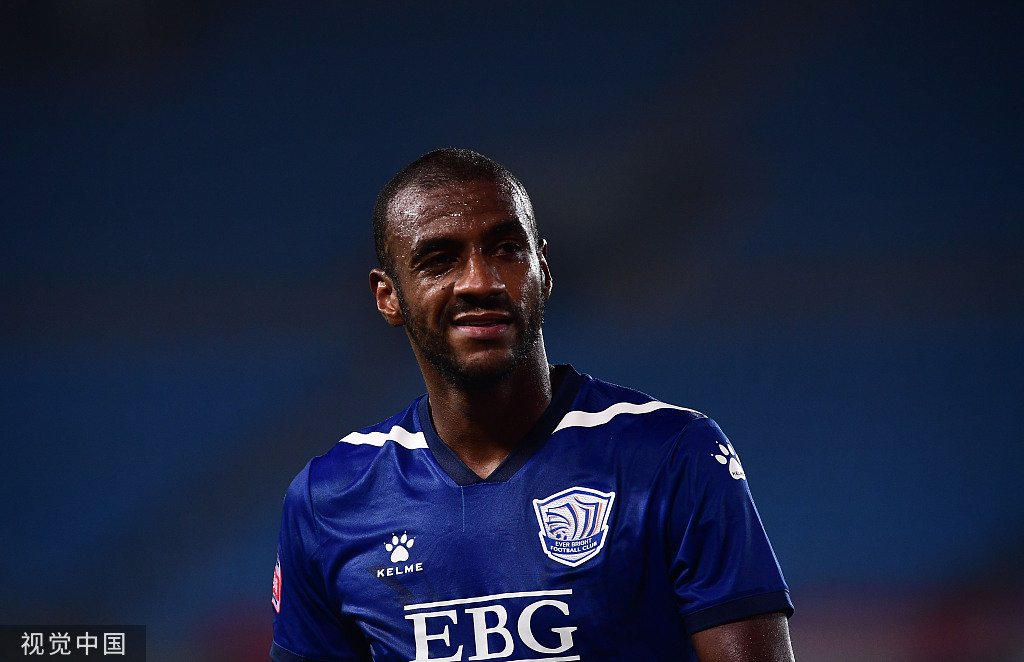 AG捕鱼乐园简介-荷兰球员斩获帽子戏法,助球队取得胜利