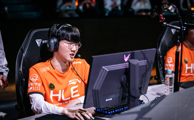 -包含HLE险胜HKA,Viper操刀奇招英雄翻盘顶尖较量八强赛,成为赛场最大亮点的词条