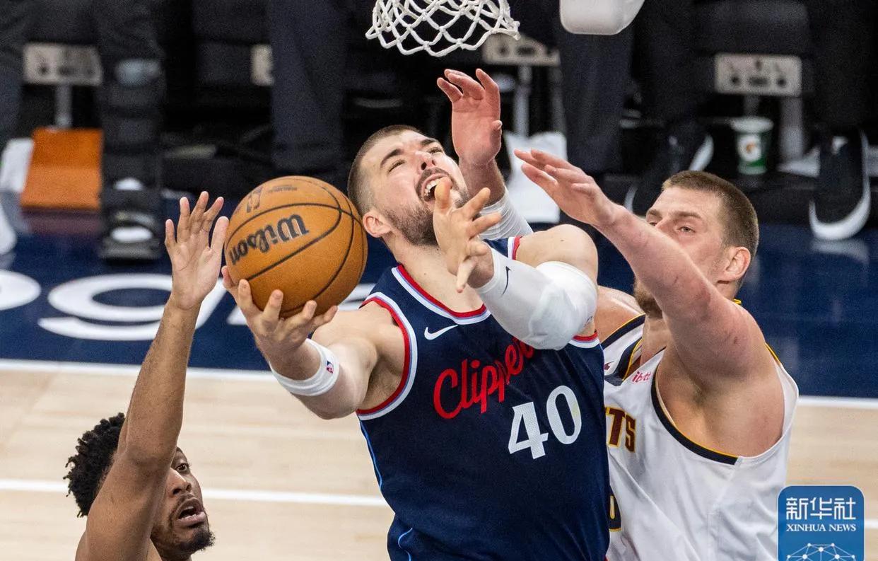 快船横扫国王,晋级西部决赛的简单介绍 快船横扫国王,晋级西部决赛的简单介绍