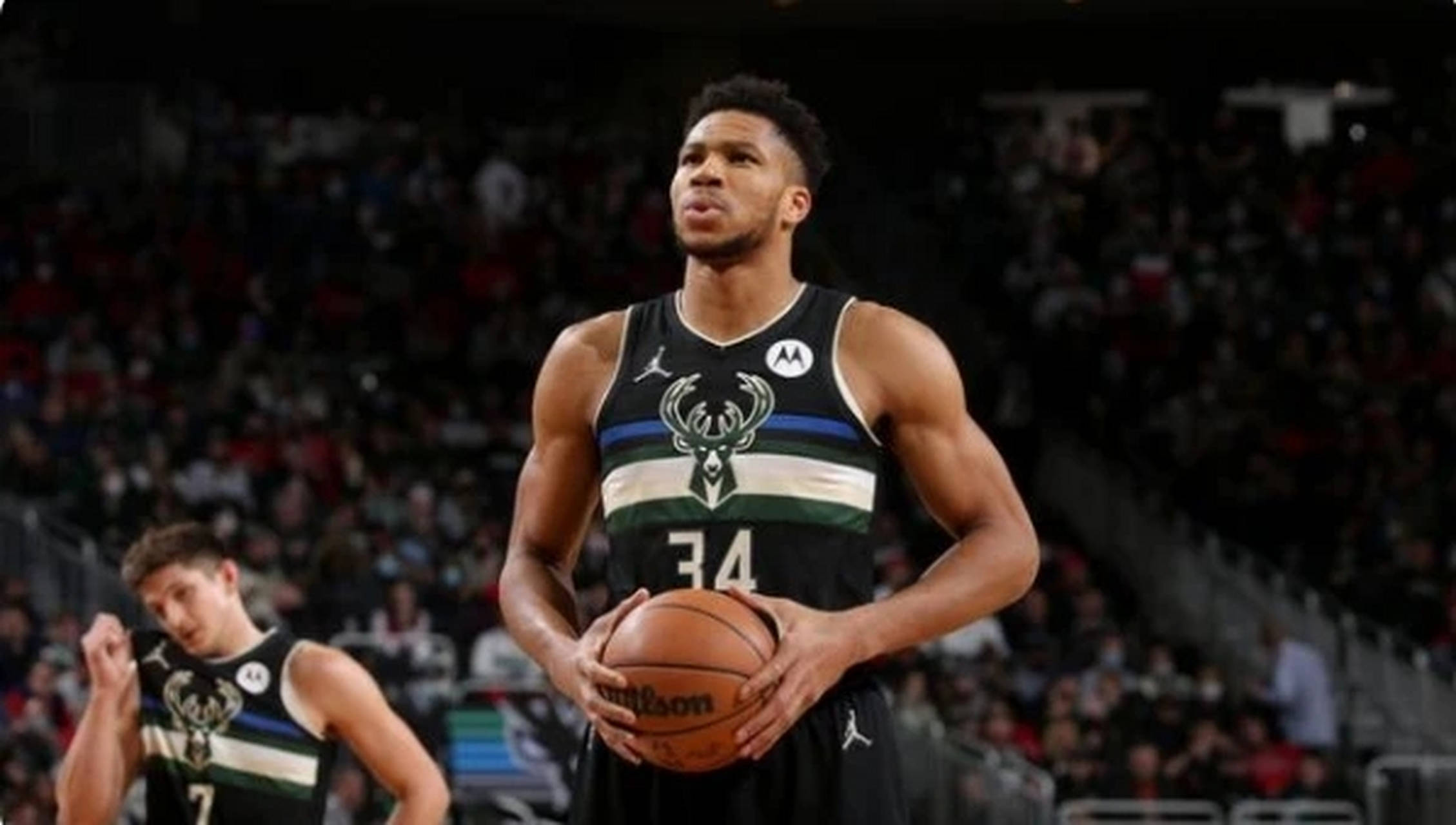 AG捕鱼-雄鹿队主场大胜雄鹿队,以3-1领先