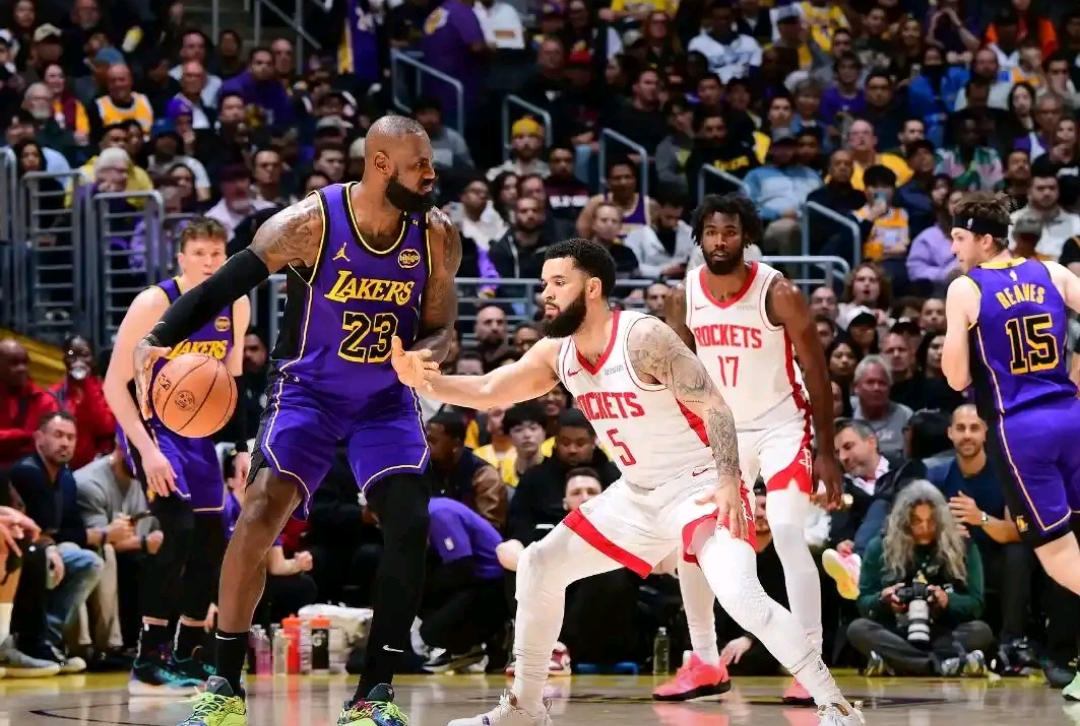 AG捕鱼官网app下载-湖人全队复出,备战与火箭的次轮比赛