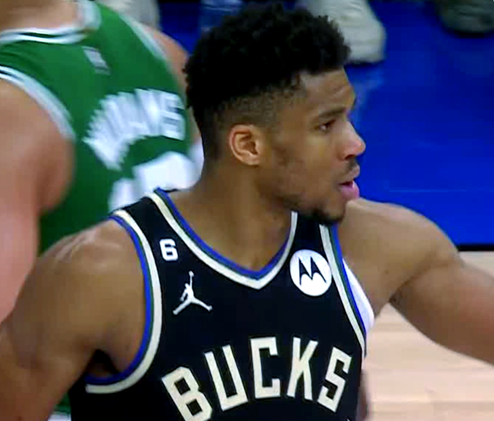 雄鹿再胜凯尔特人,字母哥大战沃克再度制胜 雄鹿再胜凯尔特人,字母哥大战沃克再度制胜