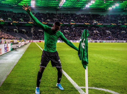 包含昨晚比赛疲惫不堪,门兴将挑战弗赖堡的词条 包含昨晚比赛疲惫不堪,门兴将挑战弗赖堡的词条