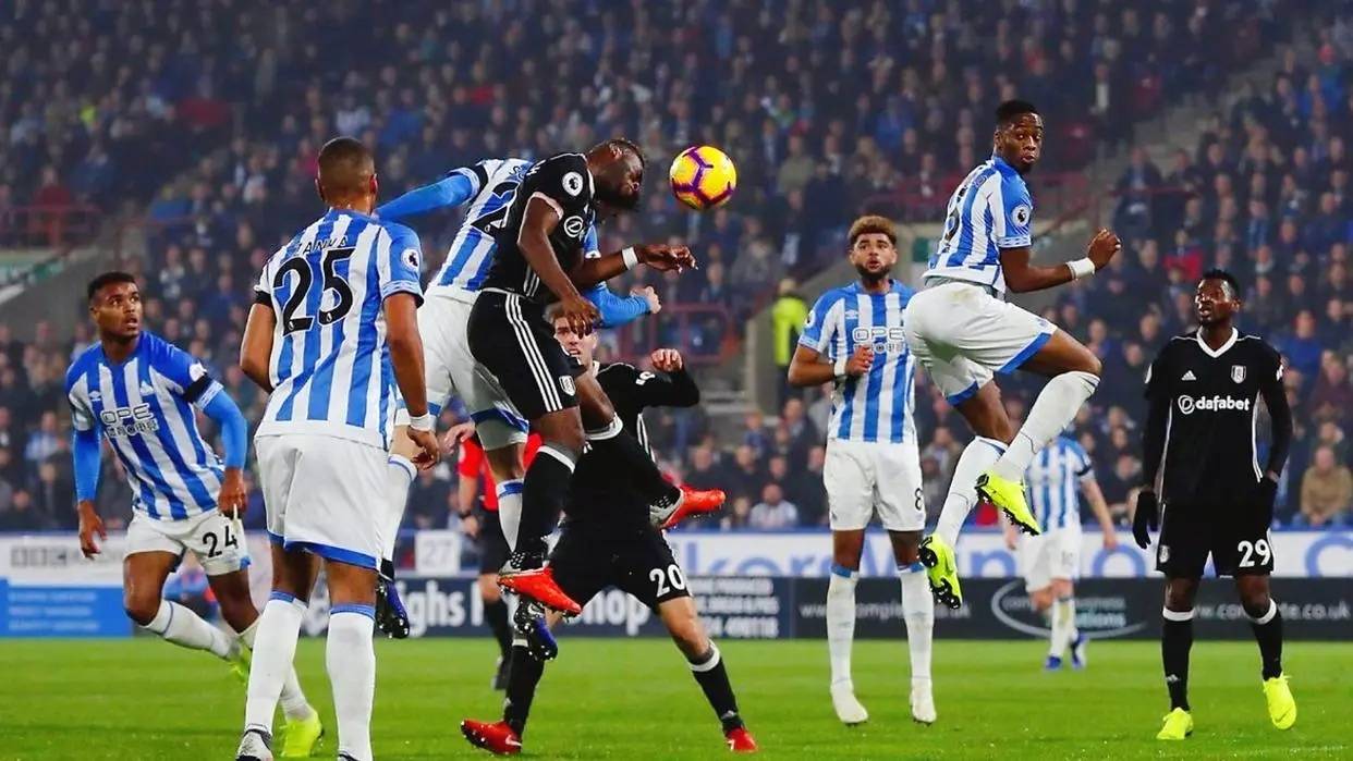 AG捕鱼王官网-雷丁客场逼平对手,重要分数保级关键